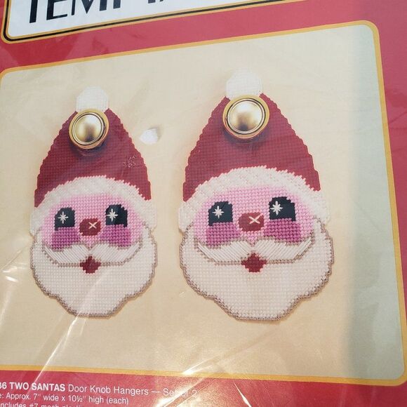 NEW Vintage 80s Easy Beginners Christmas Yarn Santa Claus Craft Kit Hangers - Picture 4 of 8